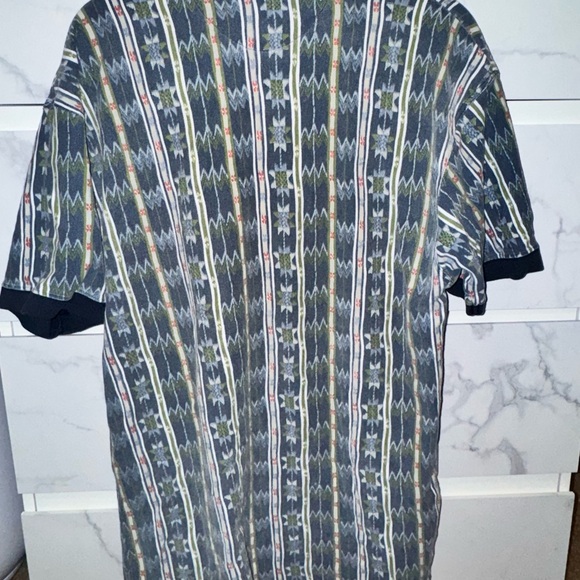 The original Arizona Jean Company oversized distressed, vintage collared shirt - Picture 3 of 3